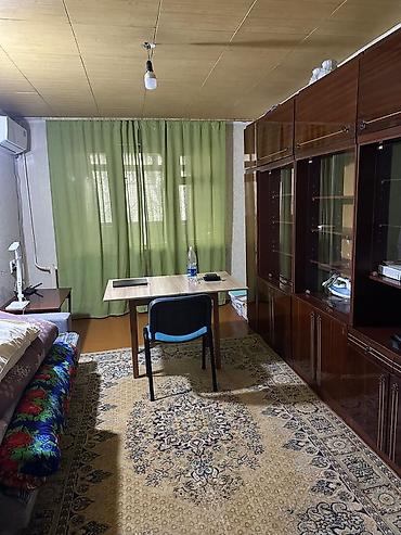 каракол ак суу: 2 бөлмө, 44 м², 8-мкр 104-серия, 2 кабат, Ремонт талап кылынат — 3