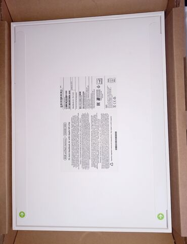 Apple MacBook: Yeni Apple MacBook, 15.4 ", Apple M3, 256 GB, Pulsuz çatdırılma