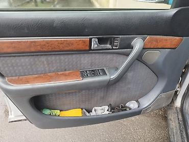 Audi: Audi A6: 1.9 l | 1996 il — 10