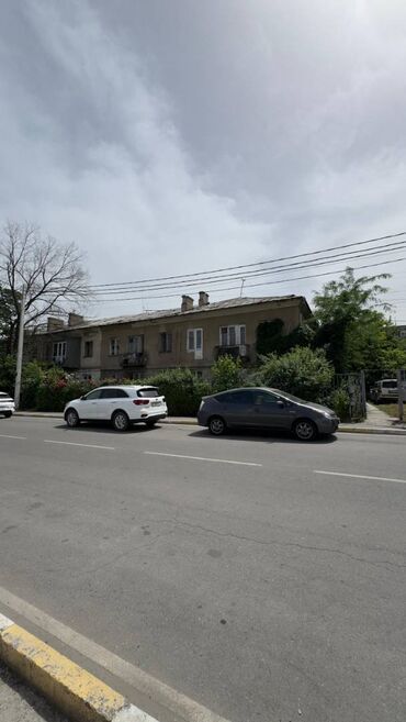 Продажа квартир: 1 комната, 31 м², Сталинка, 1 этаж, Косметический ремонт
