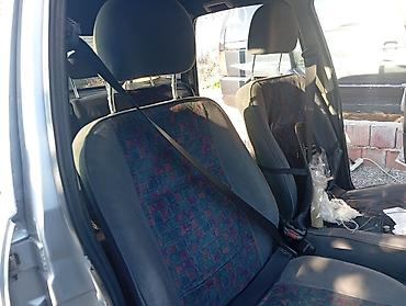 Opel: Opel Corsa B, 5 qapılı hetçbek - Kuzov: kompakt hetçbek, gümüşü rəng — 5