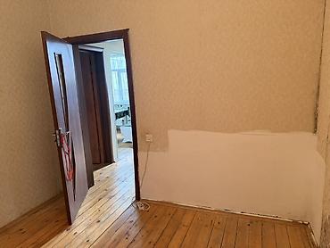 Mənzil kirayələyirəm: 1 otaqlı mənzil – daxili plan və təchizat - Girişdən dəhliz, taxta — 4