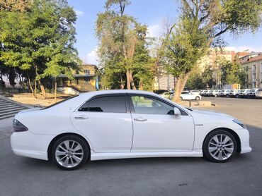 ист 2010: Toyota Crown: 2010 г., 3.5 л, Типтроник, Гибрид, Седан