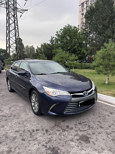 corolla 2004: Toyota Camry: 2017 г., 2.5 л, Автомат, Гибрид, Седан — 1