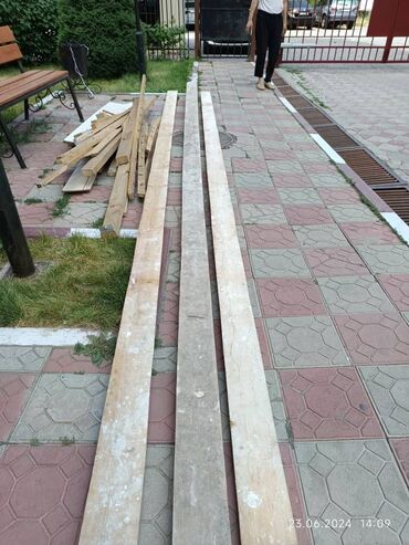 доска половой: Доски 3 штуки по 1500 с
4 см толщина.
10 см ширина.
6 м длина