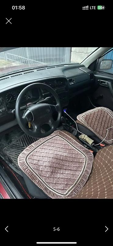 new beetle: Volkswagen Vento: 1992 г., Механика, Бензин, Седан — 5