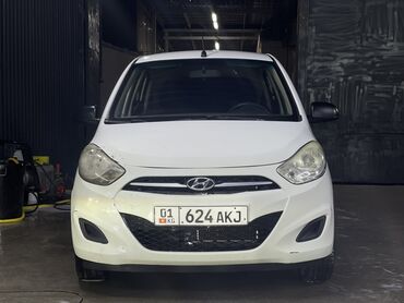 Hyundai: Hyundai i10: 2011 г., 1.2 л, Механика, Бензин, Хэтчбэк