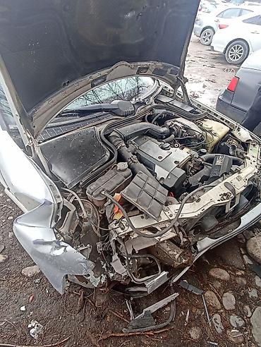 Другие детали кузова: Мерседес бенз с220. Объем 2.2 механика. Год 1995. Технические машина — 11