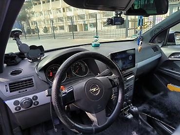Opel: Opel Astra: 1.7 l | 2005 il 500000 km Universal — 12