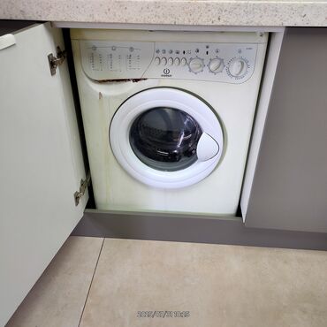 Ventilyatorlar: Paltaryuyan maşın Indesit, 6 kq, İşlənmiş, Qurutmasız, Ünvandan götürmə