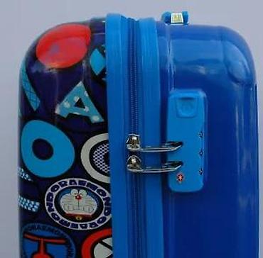 Putni koferi i torbe: Set kofera Doraemon – 2 komada - Dizajn: šareni plavi print sa likom — 27