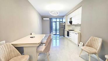 Mənzil kirayələyirəm: İcarəyə verilir 3 otaqlı yeni tikili 113 m², Nəriman Nərimanov m — 6