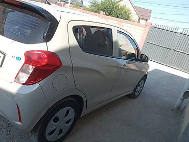 на спарк: Chevrolet Spark: 2018 г., 1 л, Вариатор, Бензин, Хэтчбэк — 2