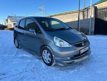 Honda: Honda Fit: 2004 г., 1.3 л, Вариатор, Бензин