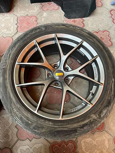 Шиналар жана дисктер: Дөңгөлөктөр монтажда 225 / 45 / R 18, Кыш, Колдонулган, Комплект, Жеңил унаалар, тешиктери - 5 — 5