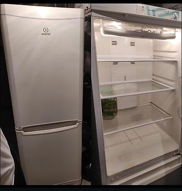 indesit: İşlənmiş 2 qapılı Indesit Soyuducu Satılır, rəng - Ağ — 1