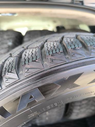зимние поладки: Шины 235 / 55 / R 19, Зима, Б/у, Комплект, Легковые, Китай, Maxxis — 5