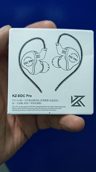 KZ-EDC Pro qulaqcıqları - Model: KZ EDC Pro - Quruluş: Qulaqüstü
