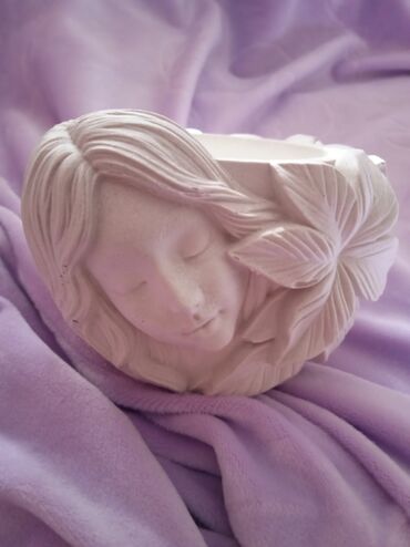 Figure: Figura, bоја - Bela, Novo — 1