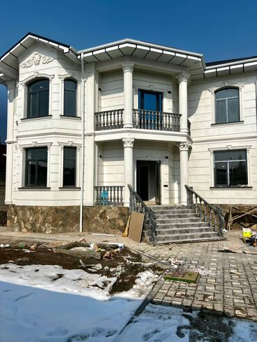 продам дом киргизия 1: 300 м², 7 комнат, Свежий ремонт