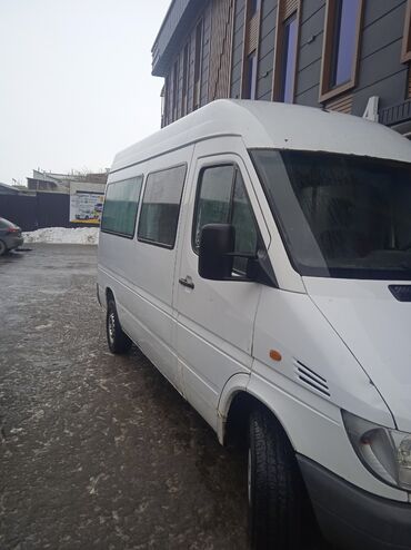 3 2 дизель: Mercedes-Benz Sprinter: 2003 г., 2.2 л, Механика, Дизель, Бус