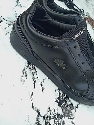 Мужская обувь: Lacoste kişi idman ayaqqabısı - Rəng: tam qara - Brend loqosu: yan — 1