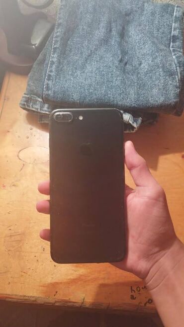 Apple iPhone: IPhone 7 Plus, 256 GB, Black Titanium, Barmaq izi