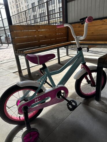 детский двухколесный велосипед от 3 лет: Продается детский велосипед на возраст от 3х лет. Брали в России
