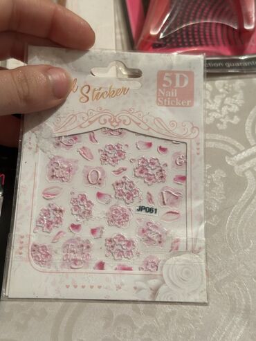 Manikür və pedikür məhsulları: Kutikul üçün vasitə, Ünvandan götürmə — 12