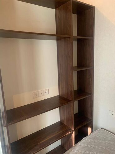 Uzunmüddətli kirayə mənzillər: Əcəmi metrosuna yaxin yeqane sadliq evinə yaxin 5 mertebeli binanın — 6