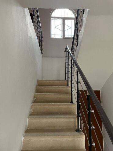 Bağ evlərinin satışı: Novxanıda əsas yoldan təxminən 1 k/m məsafədə (ABU petroldan solta) — 12