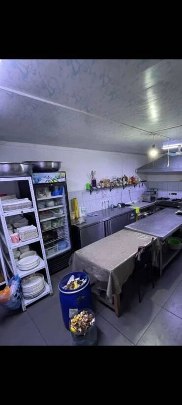 Продажа ресторанов, кафе: Срочно продается действующее 2х этажное кафе в Новопавловке( в 15 км — 8