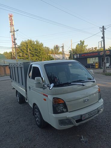 купить авто с кореи бу: Hyundai Porter: 2018 г., 2.5 л, Автоматтык, Дизель, Бус