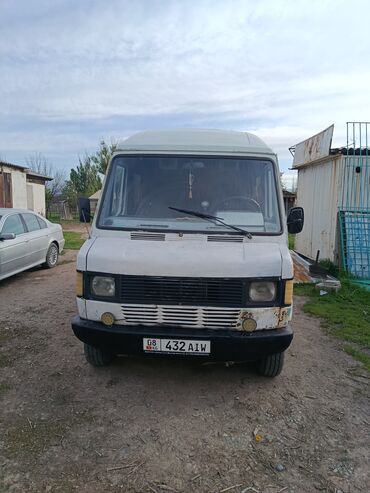 Mercedes-Benz: Mercedes-Benz Спринтер: 1993 г., 2.9 л, Механика, Дизель, Бус