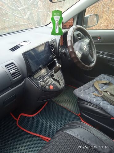 Toyota: Toyota WISH: 2003 г., Бензин, Универсал — 6