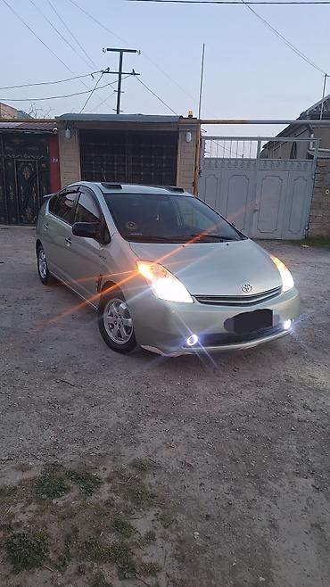 disk prius: Toyota Prius (2-ci nəsil) hibrid hetçbek Polnu Full maşındı. SAAT — 1