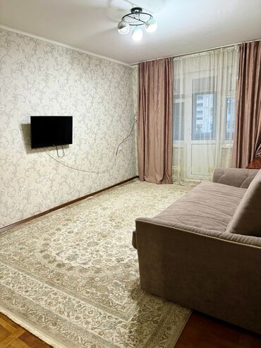 квартира моладая гвардия: 1 комната, 32 м², 104 серия, 3 этаж, Косметический ремонт