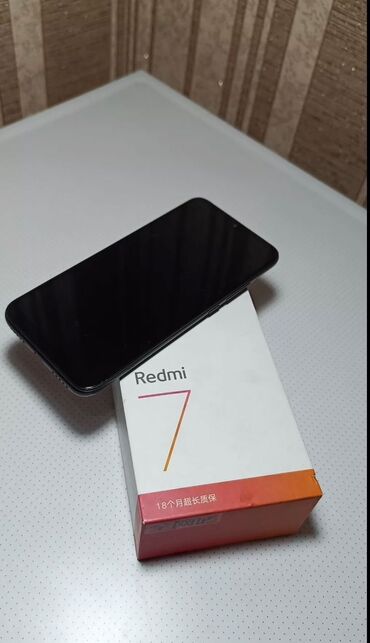 64 р: Xiaomi, Redmi 7, Б/у, 64 ГБ, цвет - Черный, 2 SIM