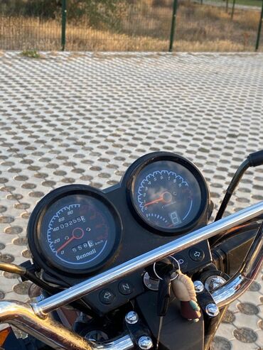 Мотоциклы: Классический мотоцикл 200 куб. см, Бензин, Взрослый, Б/у — 6