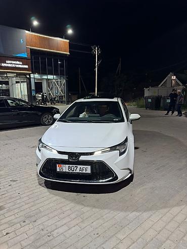 2022: Toyota Corolla: 2022 г., 1.2 л, Автомат, Бензин, Седан — 3