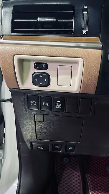 Lexus: Lexus ES: 2017 г., 2.5 л, Вариатор, Гибрид, Седан — 12