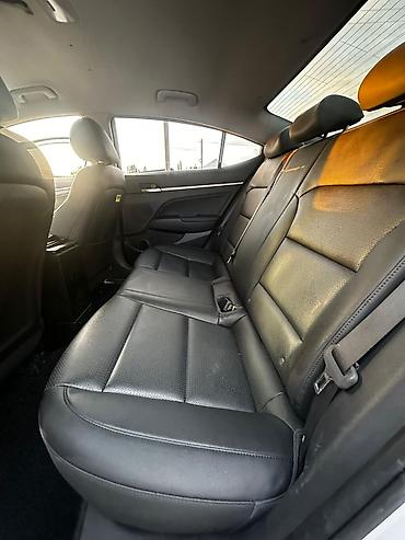 Hyundai: Hyundai Avante: 2018 г., 1.6 л, Автомат, Седан — 5