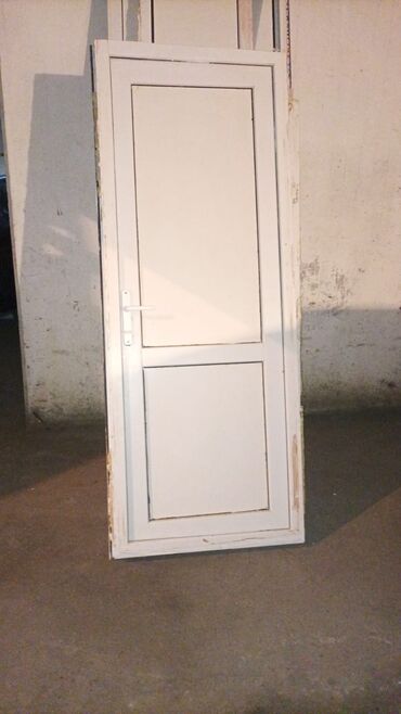 Aş qazanı: Hamam üçün İşlənmiş Plastik qapı 80x200 sm Naliçnik ilə, Zəmanətsiz, Ödənişli çatdırılma