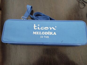 Губные гармошки: Ticon Melodika 32 tuş Təzədir,alinib amma istifadə olunmayib