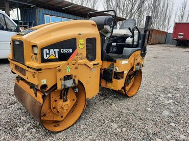 пирсеп машина: Каток Каток Каток Каток Каток дорожный Caterpillar CB22B. Этот каток