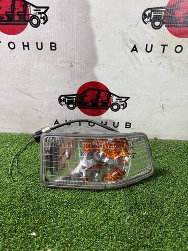 запчасти на коробку автомат: Поворотник Mitsubishi Chariot 2 2003 прав. (б/у) КУЗОВНЫЕ ДЕТАЛИ -