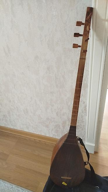 gitara simləri: Saz (bağlama) – klassik xalq çalğı aləti - Korpus: armud formalı — 1