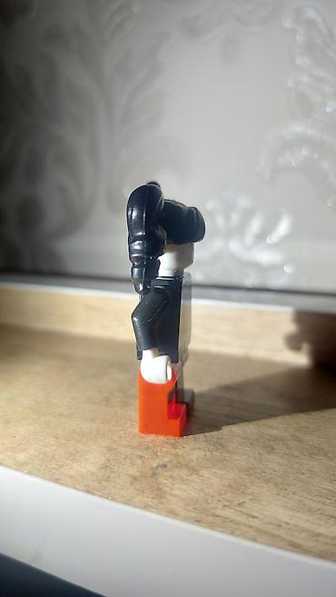 qız oyuncaq: LEGO mini fiqur – Harley Quinn stili - Brend: LEGO minifigure — 4