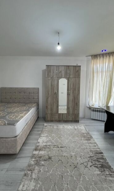 Долгосрочная аренда домов: 200 м², 6 комнат, Бронированные двери — 5