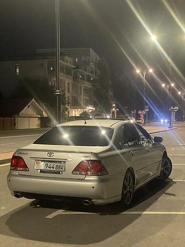 rolls royce silver ghost: Toyota Crown: 2007 г., Седан — 6
